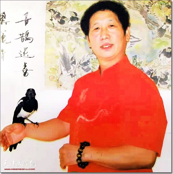 赵金龙（天津），1953年生。现居北京。国尊书画院副院长，北青文化艺术空同文化馆副馆长。